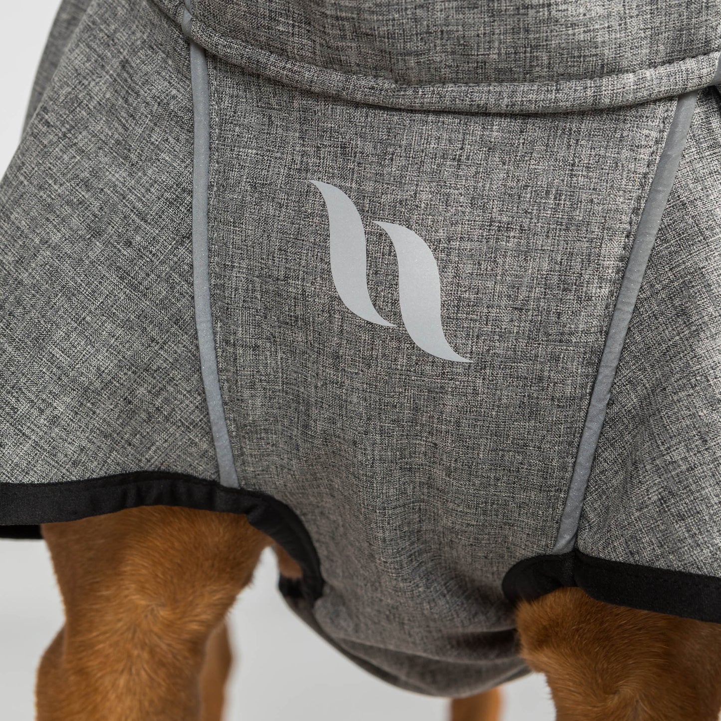 BARK Softshell Hundedækken, Høj hale